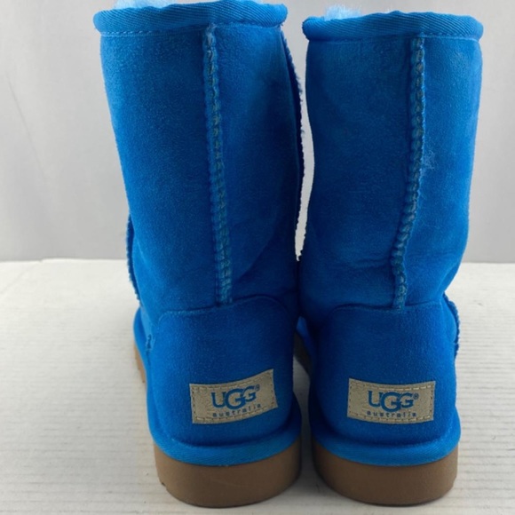 blue UGG boots size 6 - Picture 4 of 4